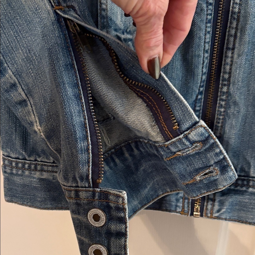 Distressed Blue Jean Jacket - Picture 5 of 11